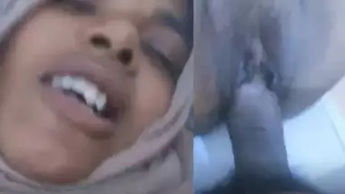Hijabi Mallu Desi aunty gets fucked by XXX tourist agent MMS