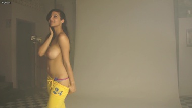 Skcvdo Xxx - Shanaya young juicy big tits indian sex video