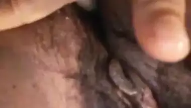 Desi wife sexy face on fing time