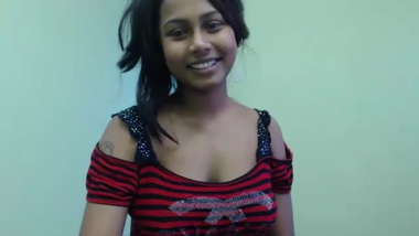 380px x 214px - Desi teen babe on cam show 1 indian sex video
