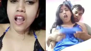 Super hot couples having fun on live cam indian sex video