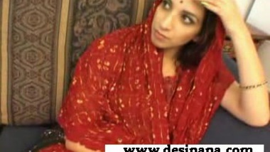 Hot Sexeyaunty Bhabhi Sex - All nonmongoloid brunet peoples originate from indian sex video