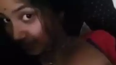 Mallu girl kissed and boob exposed