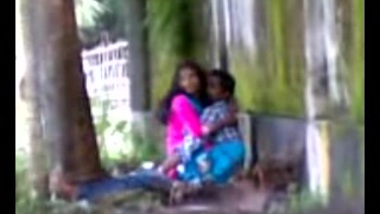 Cubbon Park Sex Porn - Couple in park love mms movies indian sex video