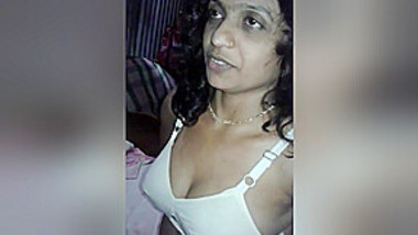 Tinyjuke Song Xxx Boobs Bed Sex - Bd bangali buro buri chuda chudi video indian sex videos on  Xxxindianporn.org