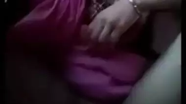 Desi Girl Showing Pussy