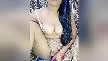 380px x 214px - Sexy lata bhabhi shows boobs and pussy indian sex video