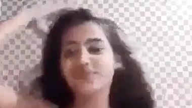 380px x 214px - Bangladeshi beautiful cute girl showing indian sex video