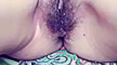 Hinjidafuck - Hairy dehati pussy show of dehati bhabhi outdoors indian sex video