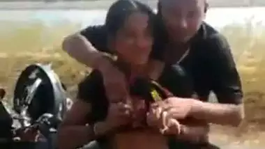 Bihari aunty ki chudai ka outdoor porn video