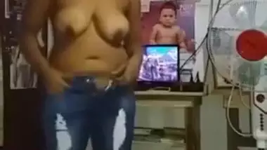 Indian bhabhi making video for lover indian sex video