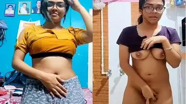 380px x 214px - Gorgeous indian girl fingering pussy on cam indian sex video