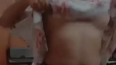 Fucking hot bitch showing her boobies