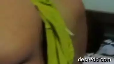 sleeping desi wife nude vdo