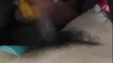 ගිලින්න ඕනිමද...sri Lankan Girlfriend Drinking Cum