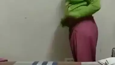 MATURE AUNTY CAPTURED CHANGING