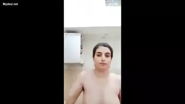 ayesha paki bhabhi mastubating