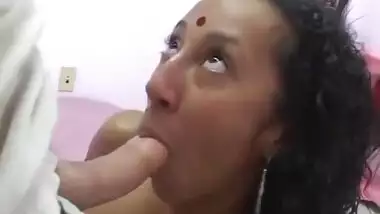 Slender Indian Babe Gets Good Fuck From Hot Cock Dude In Bed