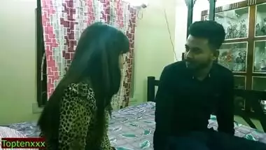 Indian Hot xxx Bhabhi having secret sex with teen office boy!! Indian real teen sex with clear hindi audio