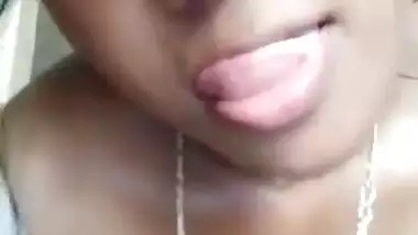 Unsatisfied tanker bhabhi