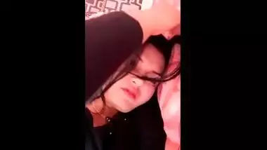 sania bhabhi showing her boobs