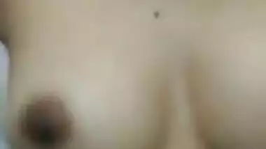 Desi girl Self shot of boob