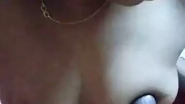 Tamil Hot Wife Pussy Tease And Cumshot