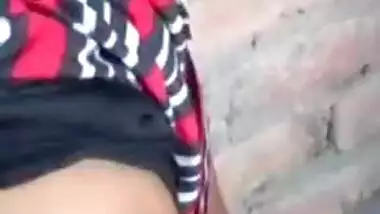 Desi village girl showing her small boobs to lover