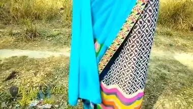 Outdoor Injoy Indian Dehati Bhabhi Nude In Sexy Saree Desi