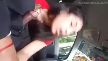 Indian blowjob in car