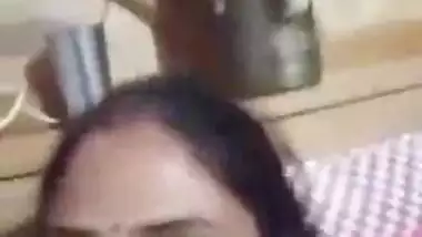 Bhabhi on video call getting horny pressing boob