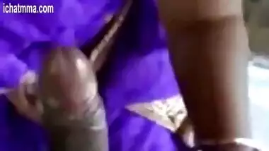 Sexy Marathi Aunty Sucking Penis And Exposing