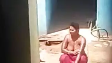 Desi aunty bath