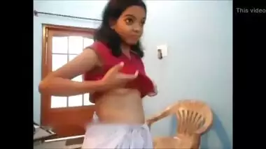 North Indian Girlfriend Showing Her Sexy Pussy