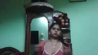 Sexy Desi Married Wife Nude Selfie Video for Bf