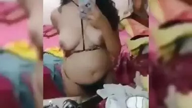 Horny Mumbai Girl