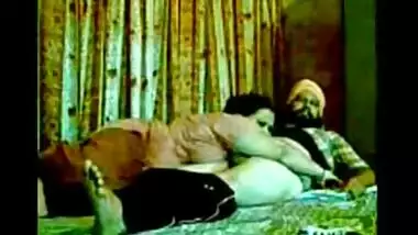 Punjabi aunty blowjob home session with hubby