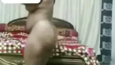 Cute Paki Girl masturbating