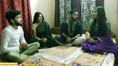 A pervert man fucks two milfs in an xxx bangla video