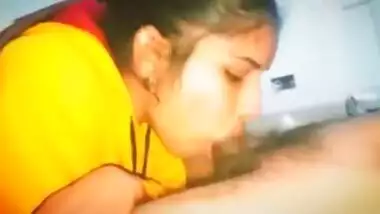 Desi sexy wife suck her devar dick