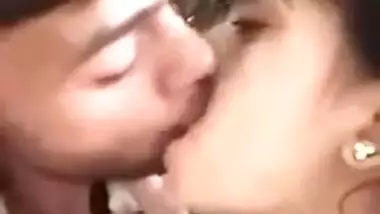 Beautiful Desi teen kisses her XXX lover on camera in the fresh air