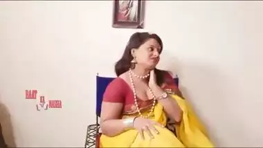 Big boobs Bhabhi ki jawani masala foreplay sex with Dever