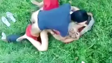 Sexy Indian Wife With Ghunghat Fucked In Park
