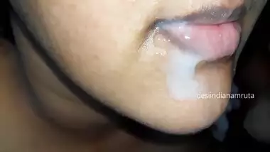 Desi Cute Indian Bhabhi Gets Massive Cumshot In Beautiful Mouth & Lip From Her Devars Cock !!