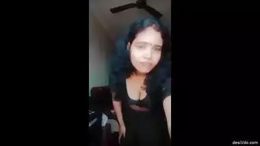 Mallu bhabhi MMS 6 Clips Merged into single File