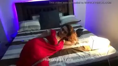 Desi XXX Porn Showing Lund Diwani