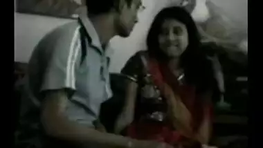 Desimms clip bengali teen sex with cousin