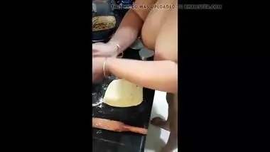 BBW cooking desi bhabhi 