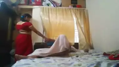 Hindi porn Spouse and wife enjoying in honeymoon on their first night