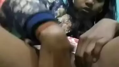 Horny Bihari girl fingering pussy with moanings
